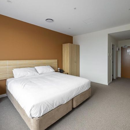 Manha Hotel Auckland Airport 外观 照片