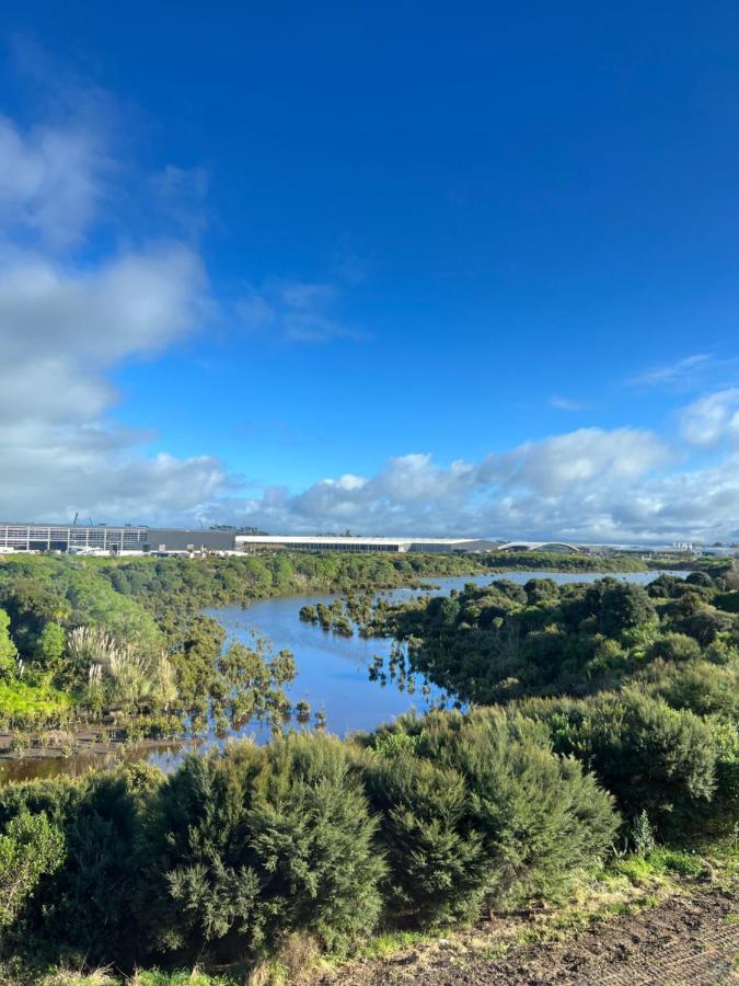 Manha Hotel Auckland Airport 外观 照片